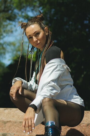 Наталья опытный тренер по Exotic Pole Dance с более чем 4-летней практикой